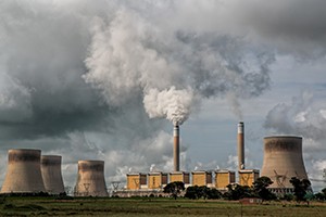 Vědecká komise žádá konec uhlí do roku 2033, uvedla doporučení