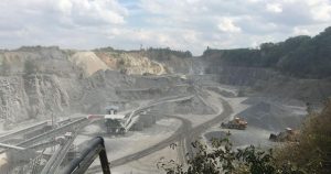 Krajský úřad v Pardubicích povolil další těžbu v lomu Zárubka na Chrudimsku